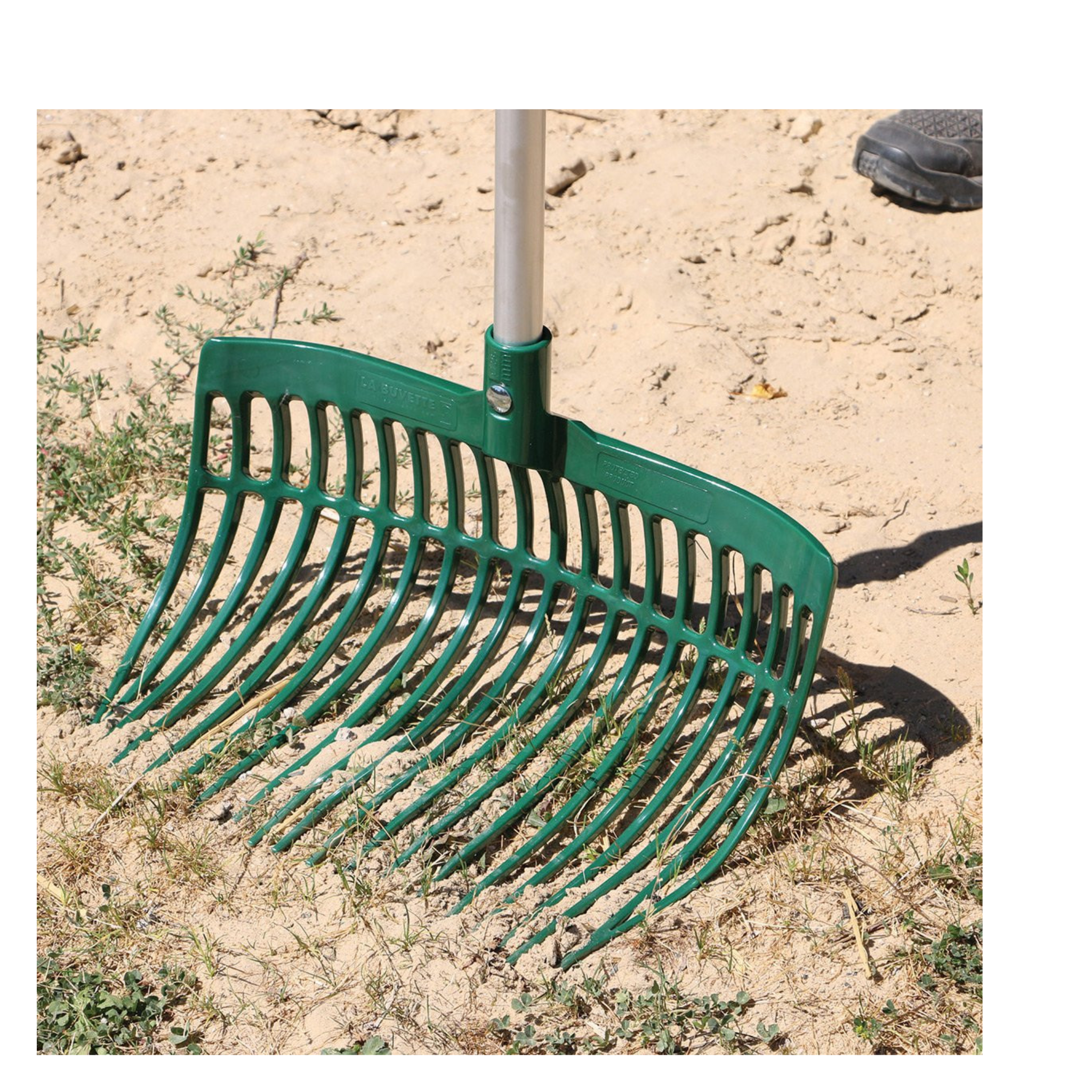 Horca sintética para estiércol con Palo