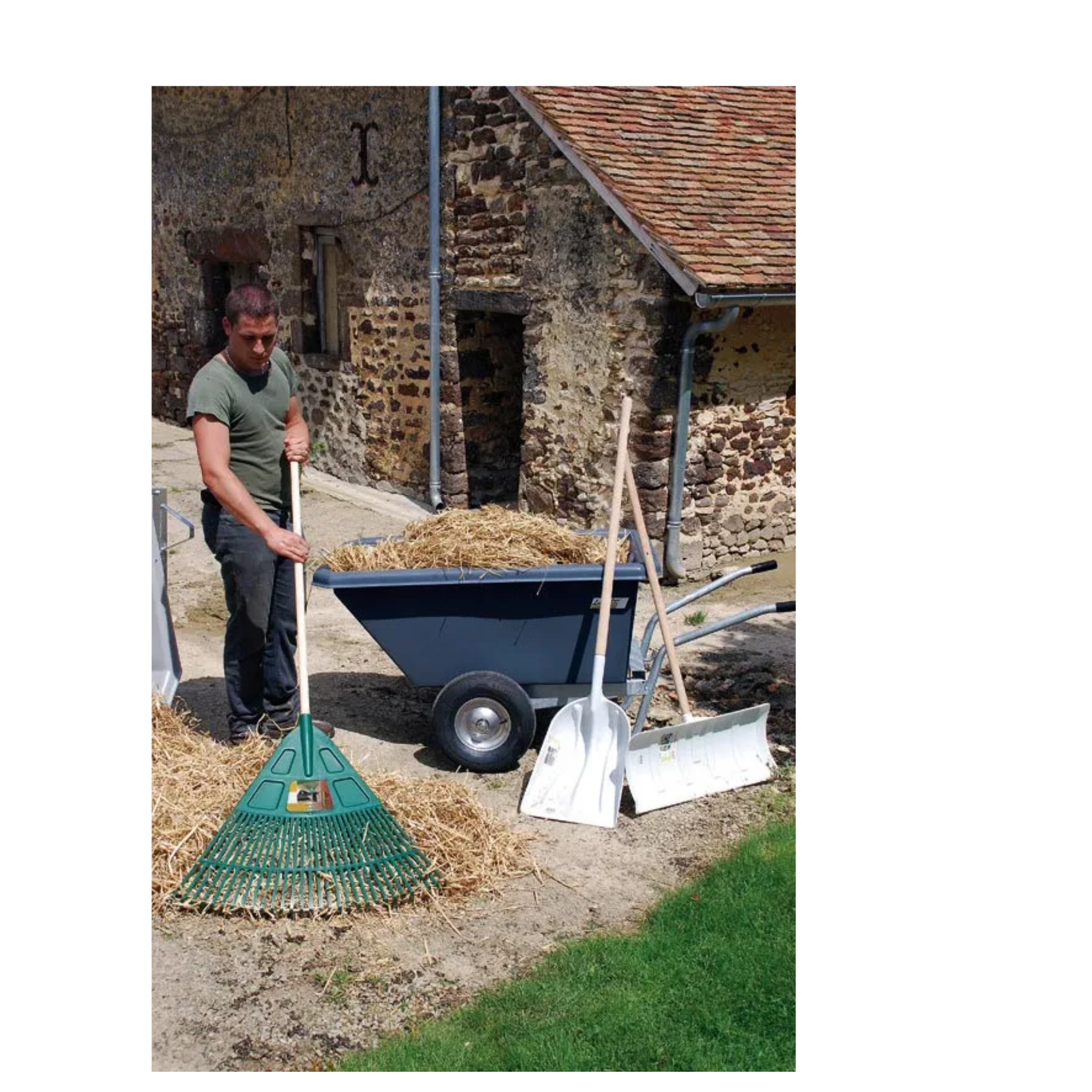 Rastrillo triangular pequeño con Palo