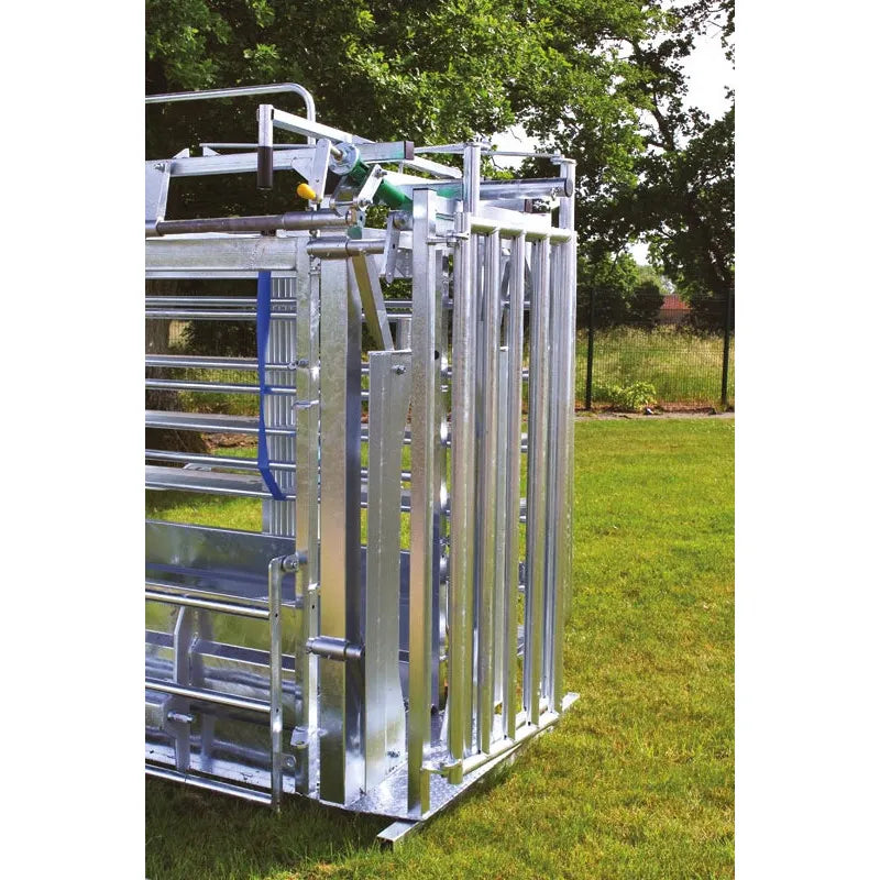 Potro de contención con puerta francesa